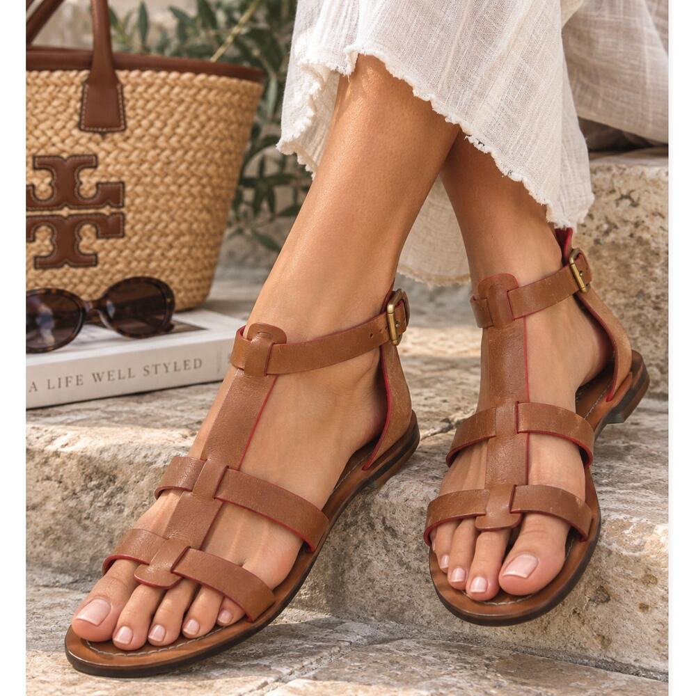 Tory Burch Leather Gladiator Sandals 7M Brown Coral T Strap Strappy Flats Luxury